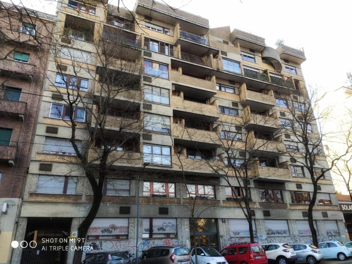 E-Milan Rooms Zona Tortona Eksteriør bilde