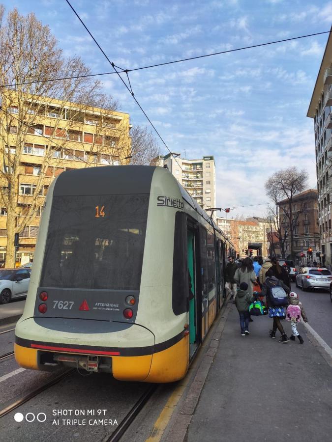 E-Milan Rooms Zona Tortona Eksteriør bilde